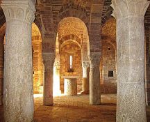 Monasterio de Bose – San Masseo, Asís (cripta)